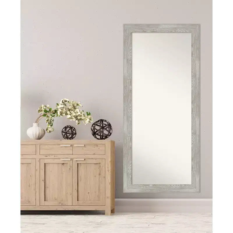 Specchio intero da pavimento/appoggio 30" x 66" con cornice Dove Graywash – Cornice in legno rustico, montabile a parete