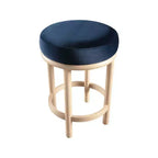 Sgabello da bancone in velluto blu navy con gambe in legno