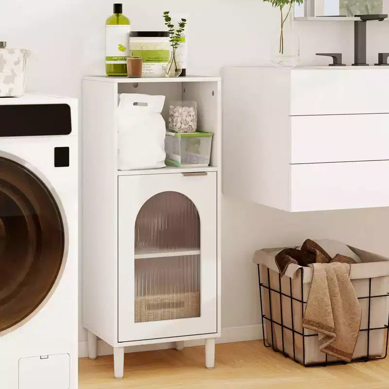 Mobiletto da bagno con ripiano regolabile e anta in vetro temperato