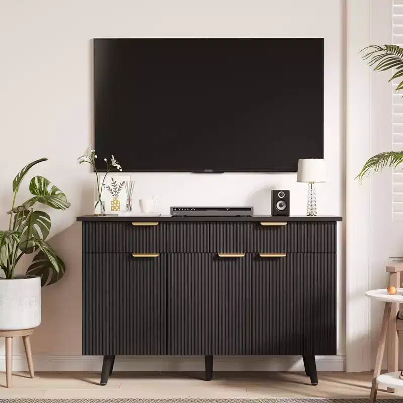 Credenza a Buffet da 47 Pollici con Ante Scanalate, Cassetti e Ripiani Regolabili – Nera