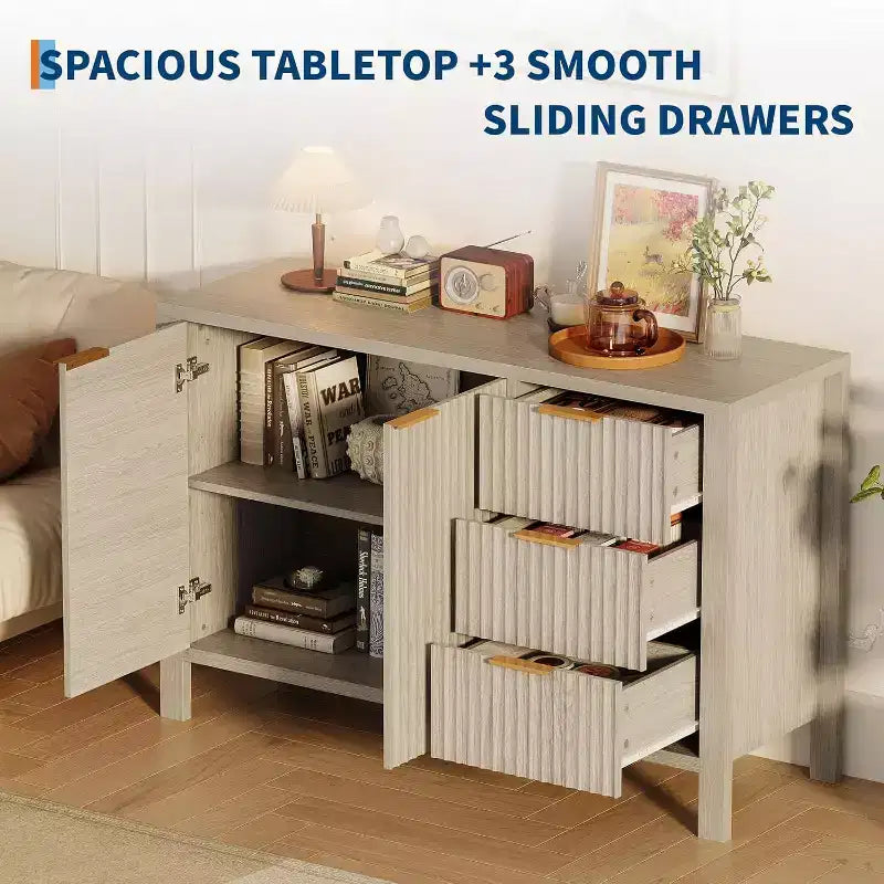 Credenza a 2 ante e 3 cassetti da 46,5" con scanalature