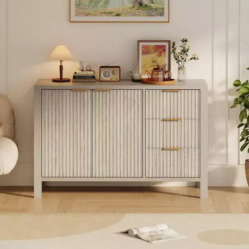 Credenza a 2 ante e 3 cassetti da 46,5" con scanalature