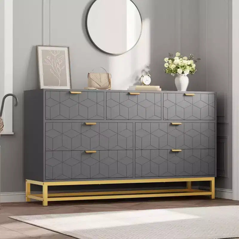 Cassettiera a 7 cassetti con dettagli dorati – Cassettone da 136 cm