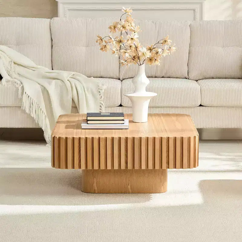 Tavolino quadrato da 31,5 pollici con base a piedistallo in MDF, colore naturale