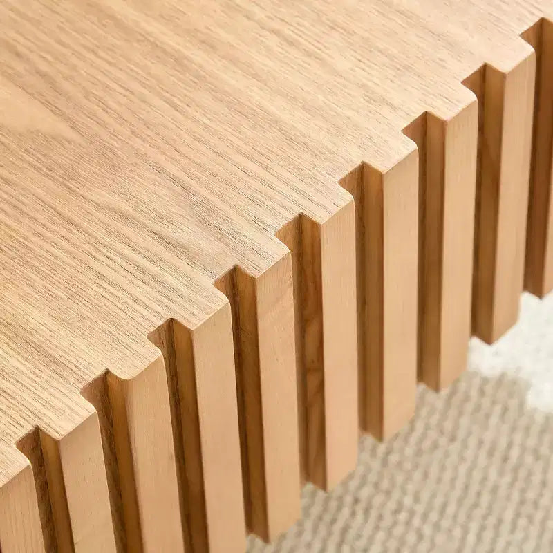 Tavolino quadrato da 31,5 pollici con base a piedistallo in MDF, colore naturale