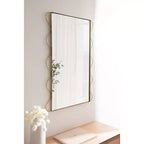 Specchio da parete ondulato con cornice increspata, oro, 24x36